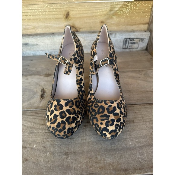 Forever Cheetah Print Womens High Heels Size 8 - Picture 3 of 12
